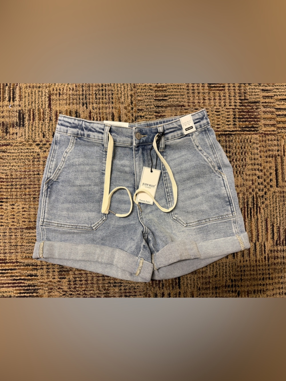 Judy Blue High Waisted Shorts Size M - Picture 2 of 5